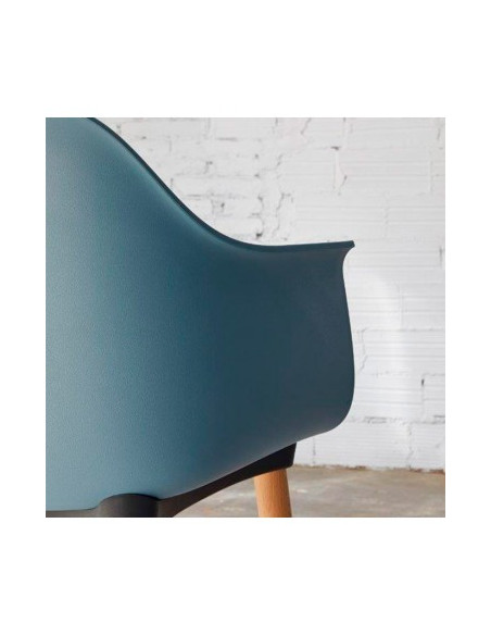 Silla de polipropileno SHAPE MADERA