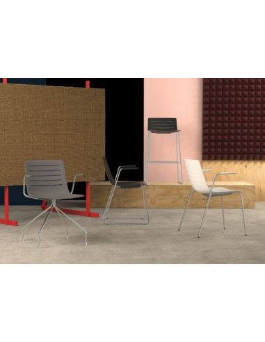 Silla de polipropileno, con brazos,...