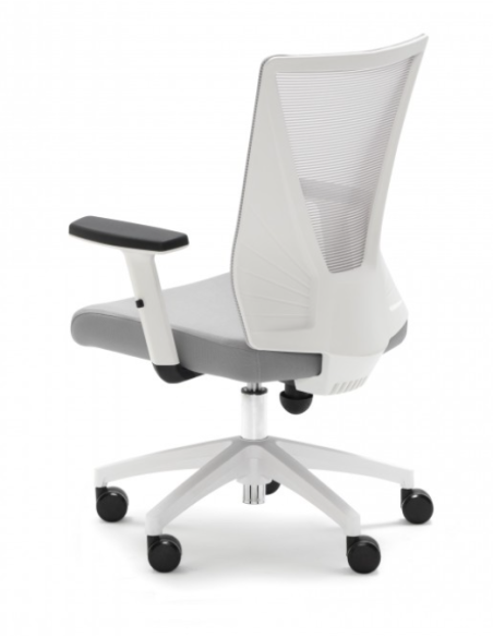 Silla de oficina giratoria brazos regulables TIVARA